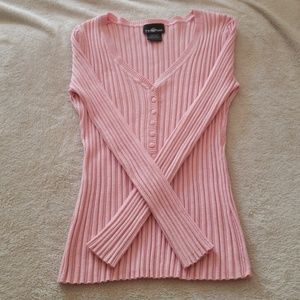 Like-New Long Sleeve V-Neck Sweater